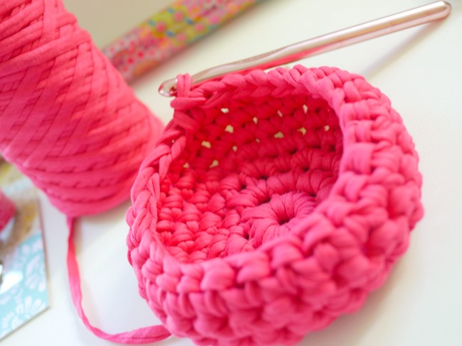 Free Crochet Bowl Pattern {Get Organized} 
